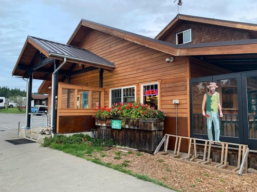 The Middle-Of-Nowhere General Store With Some Of The Best Clam Chowder In Washington