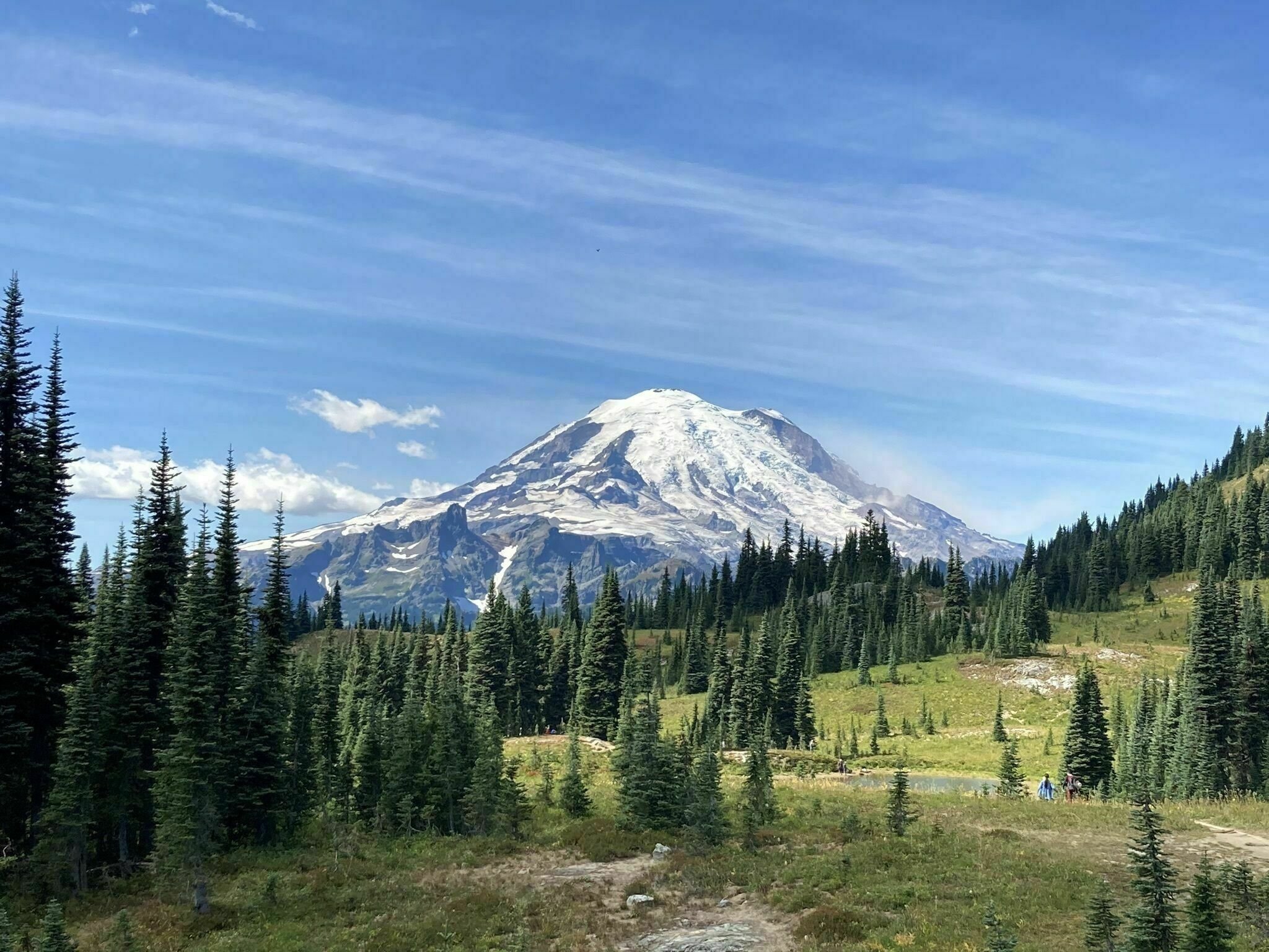 This Loop Trail Offers Some Of The Prettiest Scenery In Washington