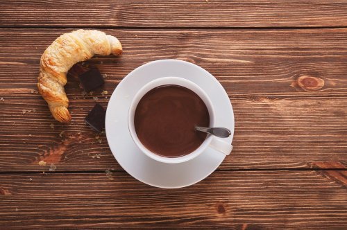 How To Make French Hot Chocolate (Chocolat Chaud)