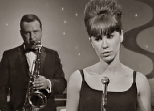 Why “The Girl from Ipanema”‘ Is a Richer & Weirder Song Than You Ever Realized