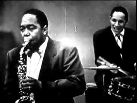 Charlie Parker Plays with Dizzy Gillespie in the Only Footage Capturing the “Bird” in True Live Performance