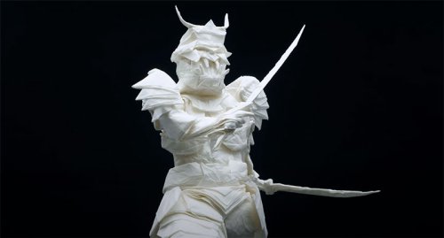 An Origami Samurai Made from a Single Sheet of Rice Paper, Without Any Cutting