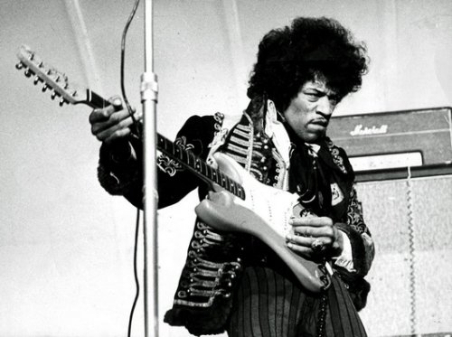 Jimi Hendrix Arrives in London in 1966, Asks to Get Onstage with Cream, and Blows Eric Clapton Away: “You Never Told Me He Was That F‑ing Good”