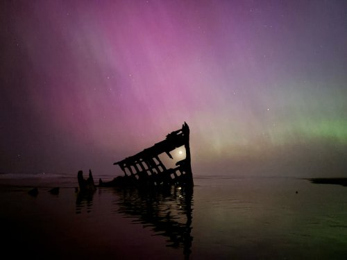 Map shows 14 states, including Oregon, where northern lights will be visible Tuesday night