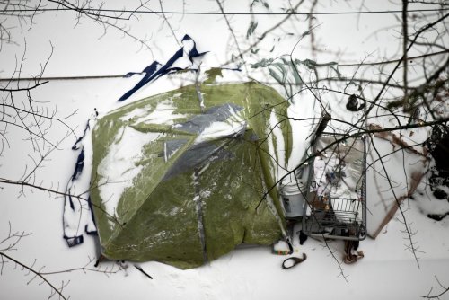 Homeless Portlanders pack shelters during ice storm; on Saturday, they