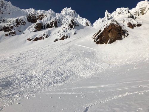 ‘Very dangerous’ avalanche conditions on Mount Hood