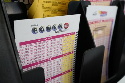 Powerball: See the winning numbers in Saturday’s $262 million drawing