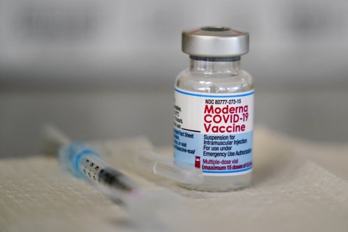 Moderna plans to release a combined COVID-flu shot by next year