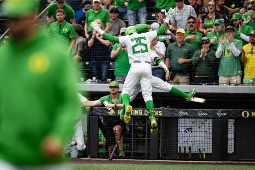 No. 13 Oregon baseball sweeps weekend series against No. 3 Beavers: Instant reaction