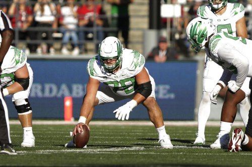 Dan Lanning Mum On Injury Status Of Oregon Ducks Center Alex Forsyth ...