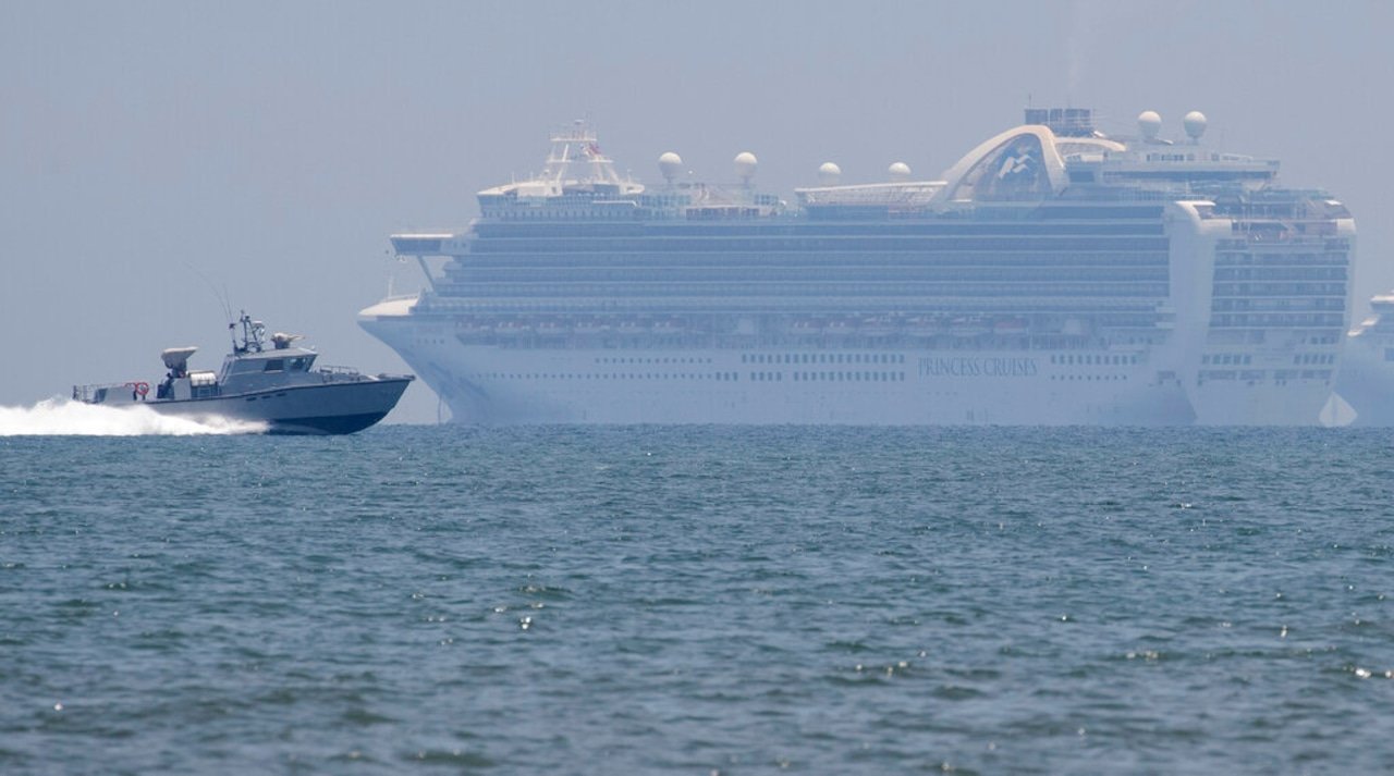 Cruise ship hit with outbreak after norovirus runs rampant on previous outing