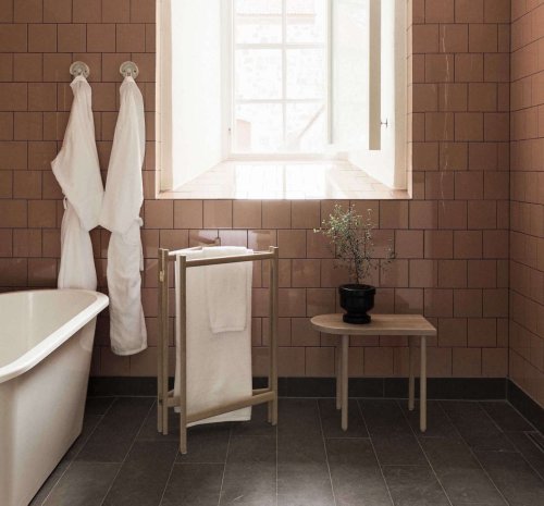 Remodelista Reconnaissance: A Petite Folding Towel Rack for the Bathside - The Organized Home