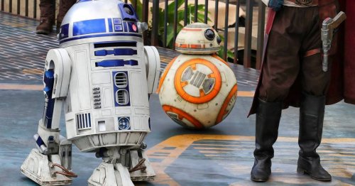 Florida man charged with taking R2-D2 from Disney World resort after posing as security guard