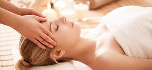 Cách massage đầu xả stress, giảm đau – NXB Y Học | Osanno
