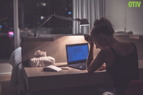 Thức khuya có tác hại gì? 11 tác hại của thức khuya