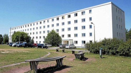 Thüringen-Ticker: Lage in Suhler Flüchtlingsaufnahme spitzt sich zu +++ ADAC rechnet mit Staus