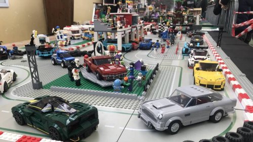 « Là, c’est mon monde » : dans cette commune du Finistère, les fans de Lego® exposent leurs œuvres