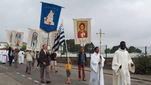 VIDÉO. À Lorient, une messe de l’Assomption en mémoire des disparus en mer