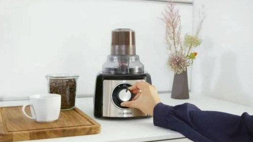 Moudre, râper, pétrir ou hacher… Ce robot cuisine à moins de 70 euros s’adapte à vos recettes