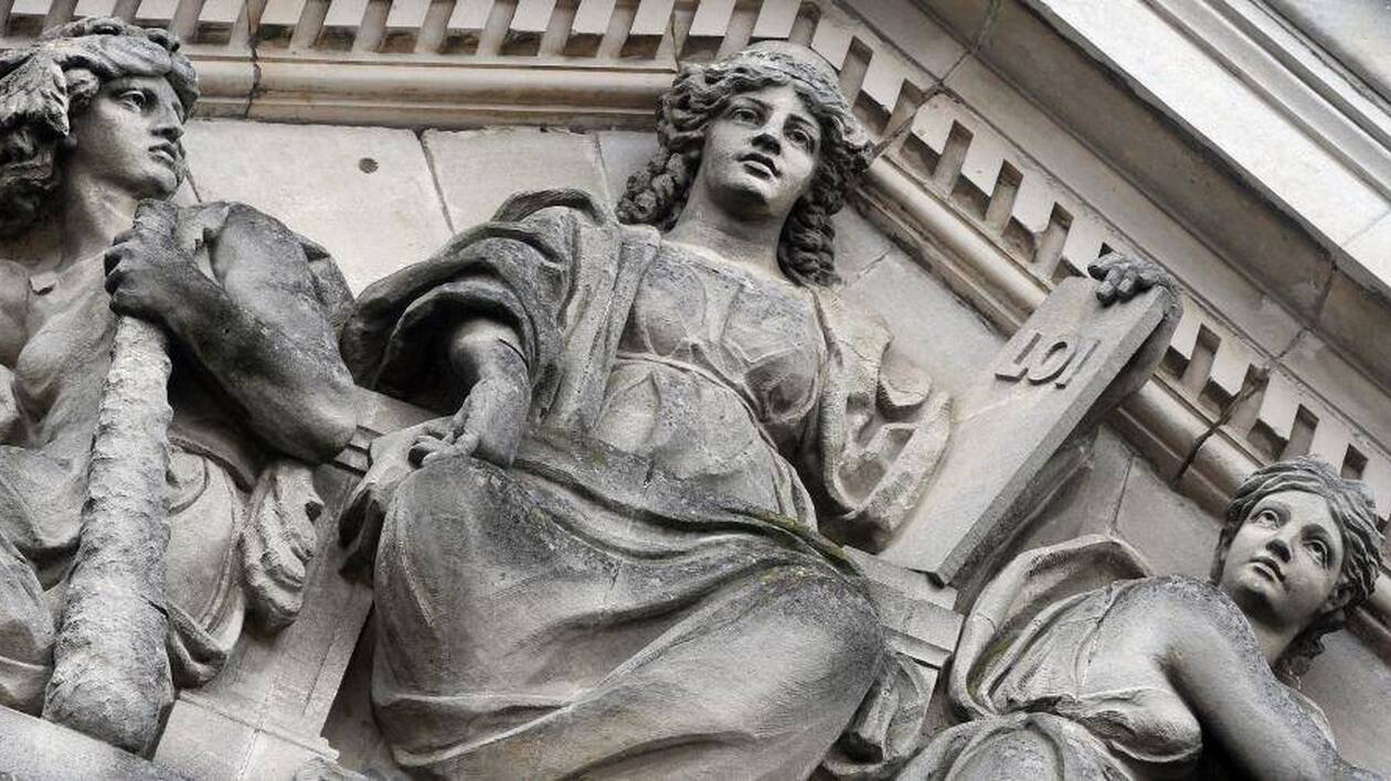 Victime de harcèlement, il envoie une menace terroriste au proviseur pour faire fermer le collège