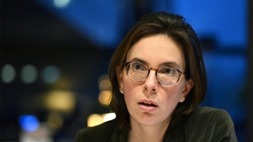 Le gouvernement veut fermer des agences du service public pour faire « 2 à 3 milliards d’économie »