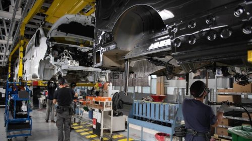 Renault s’allie à Volvo pour accélérer dans l’électrique « made in France »