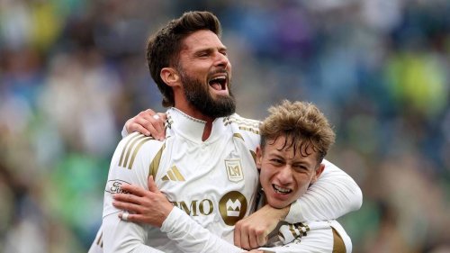 VIDÉO. Olivier Giroud marque son premier but en MLS sur un splendide coup franc
