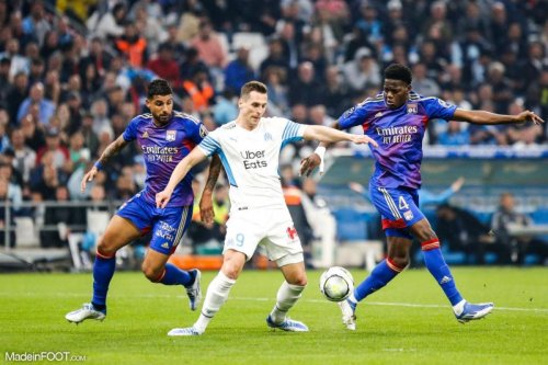 Pablo Longoria ne lâche pas Arkadiusz Milik !