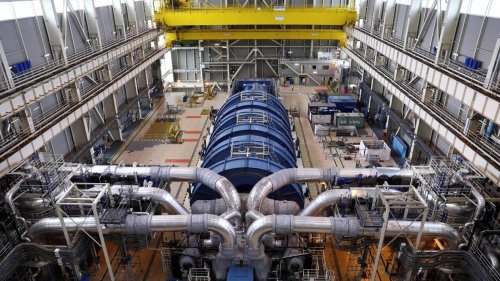 Nucléaire : l’Élysée annonce le retard des premiers EPR2