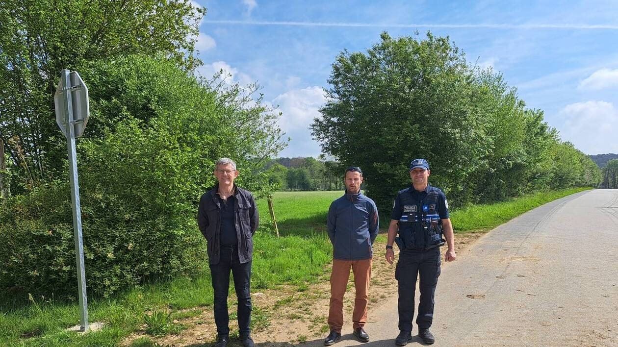 « Seuls 3 % des usagers respectent la vitesse » : ce village breton installe deux panneaux stop