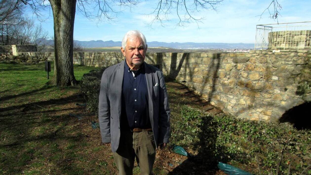 Cet écrivain paysan s’attache à raconter la vie dans les campagnes d’Évran