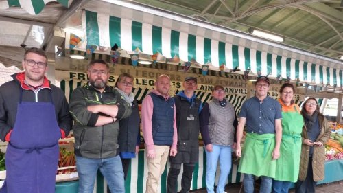 Le marché du jeudi de Livarot-Pays-d’Auge retrouve un second souffle