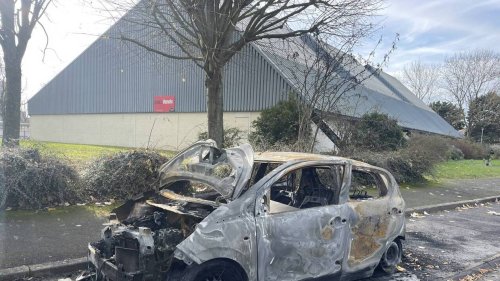 Une voiture brûle à nouveau à Caen vendredi, elle témoigne: «Je ne sais pas comment je vais faire»
