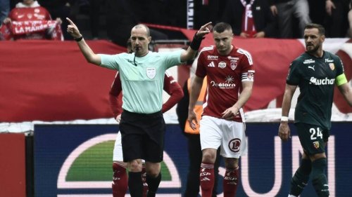 COMMENTAIRE. Stade Brestois : L’incohérence arbitrale invente la triple peine
