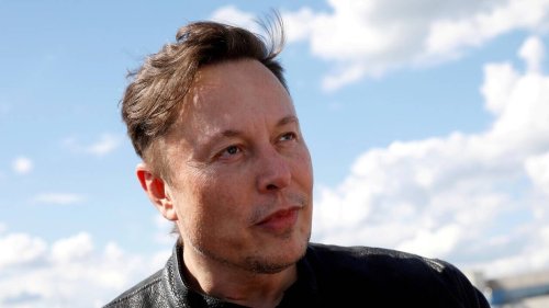 Elon Musk, accusé de harcèlement sexuel sur une hôtesse dans un jet privé, se défend sur Twitter