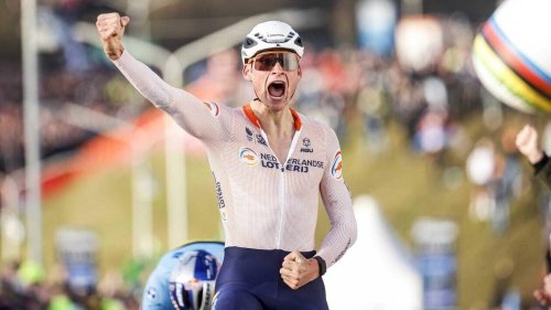 Cyclo-cross Van der Poel décroche un cinquième titre mondial devant van Aert