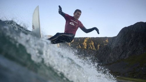 Surf. Camilla Pedersen et Anker Olsen Frantzen s’imposent… Tous les résultats des Lofoten Masters