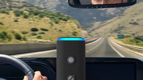Prenez la route avec plaisir : cet accessoire connecté fait mieux qu’un autoradio classique
