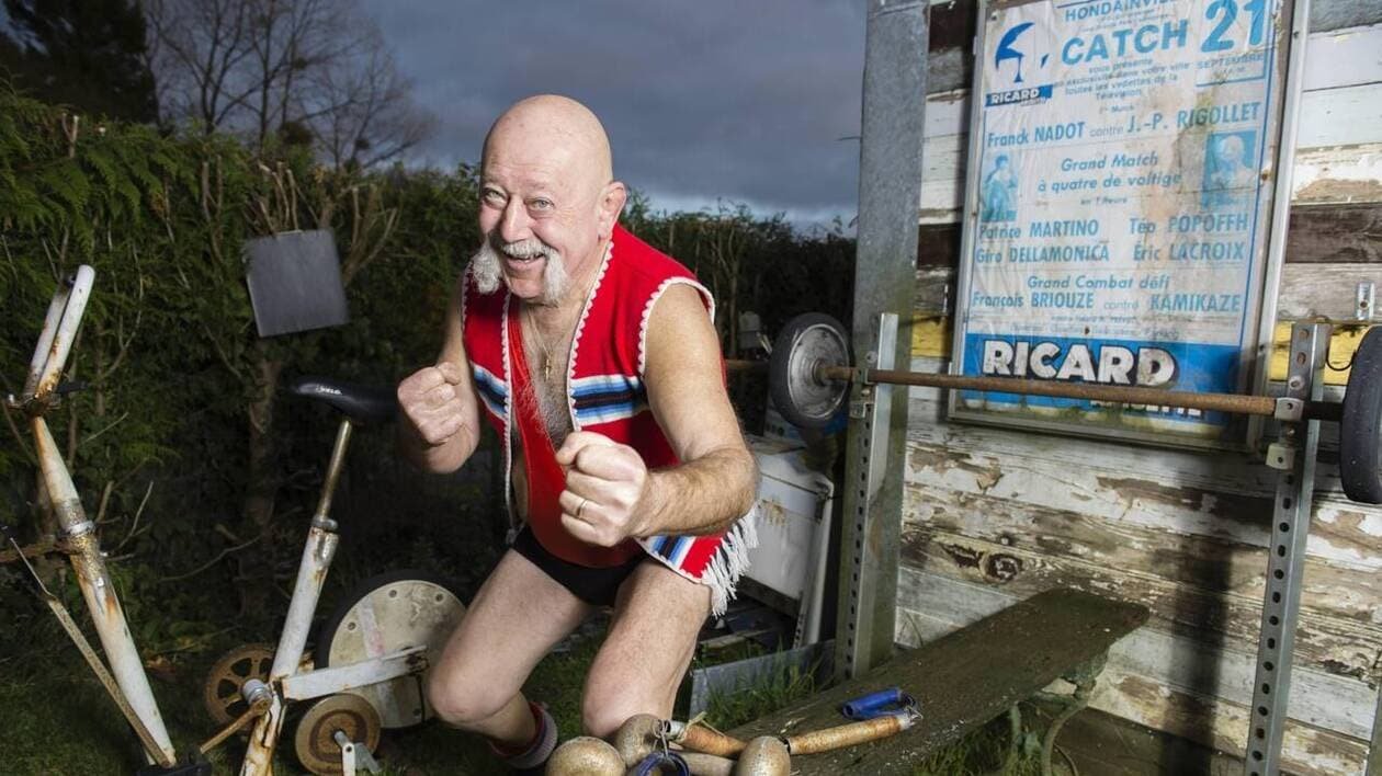 TÉMOIGNAGES. Popoffh le Gitan, terreur du catch à plus de 80 ans : « Il a ça dans la peau »