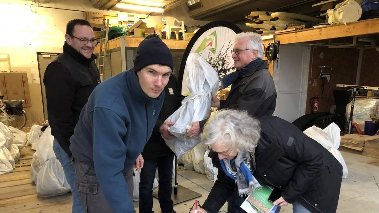 À Granville, plus de 7 000 plants distribués aux habitants
