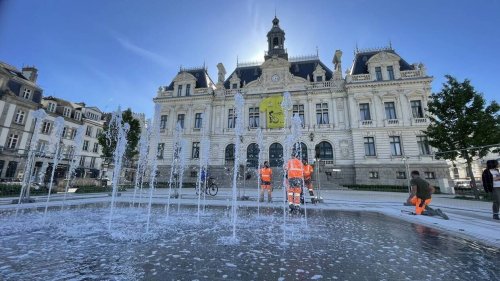 VIDÉO. Les premiers jets ont jailli du miroir d’eau de Vannes, ce jeudi