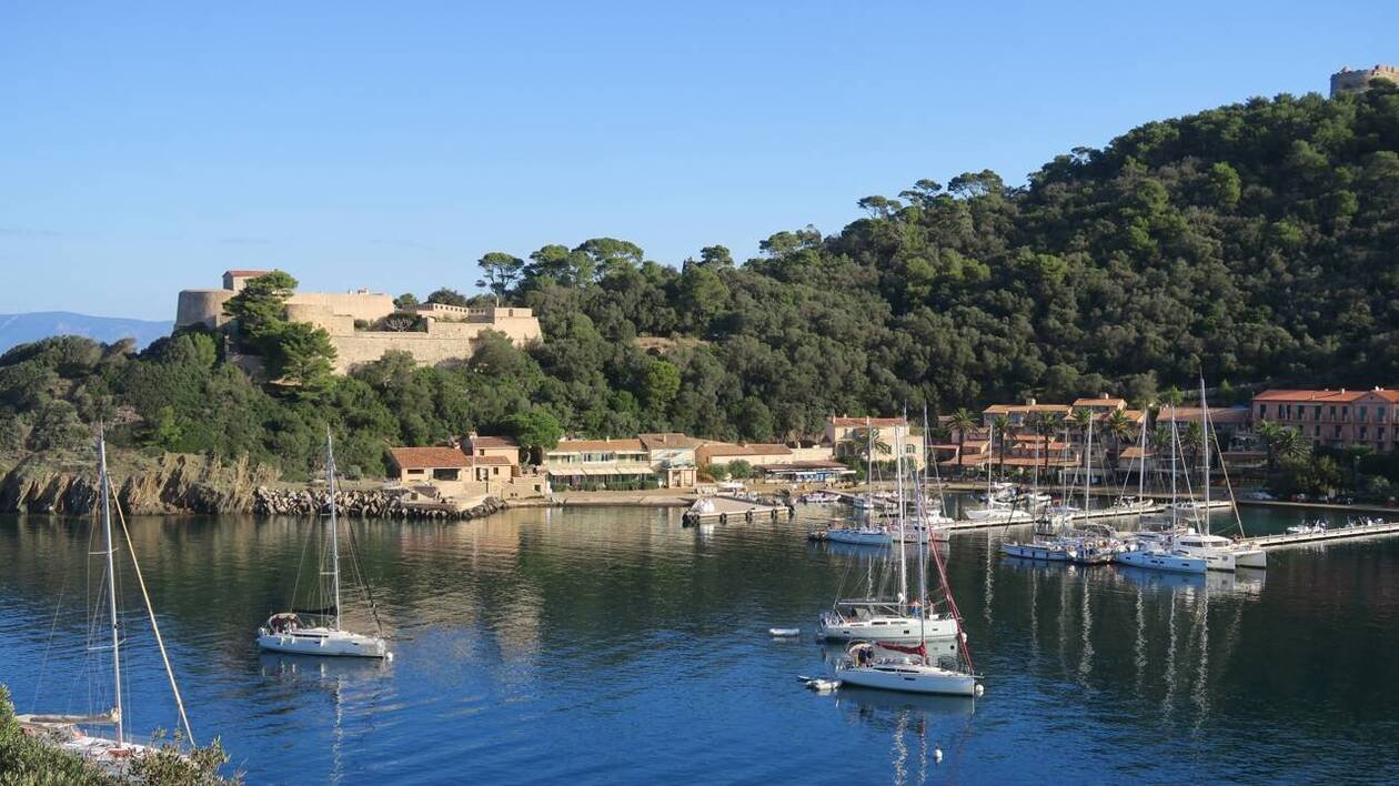 Provence-Alpes-Côte d'Azur cover image