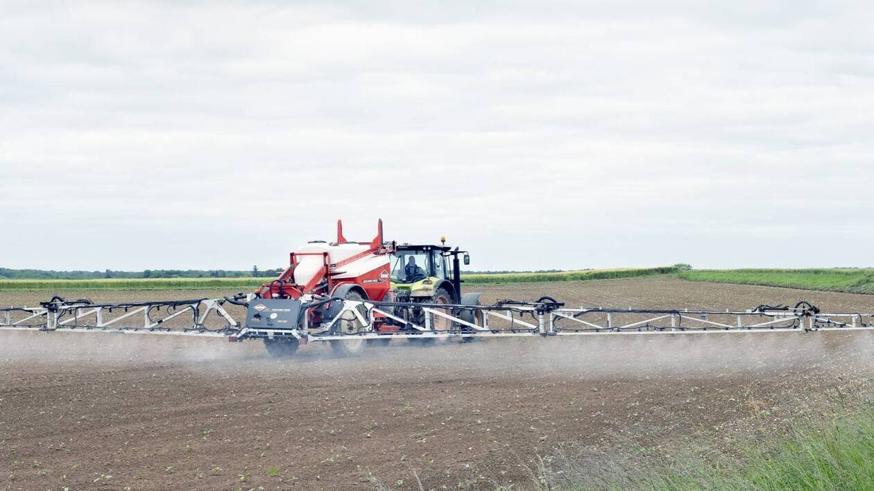 Pesticides : plus de 2 300 médecins et scientifiques dénoncent un projet de réglementation européen