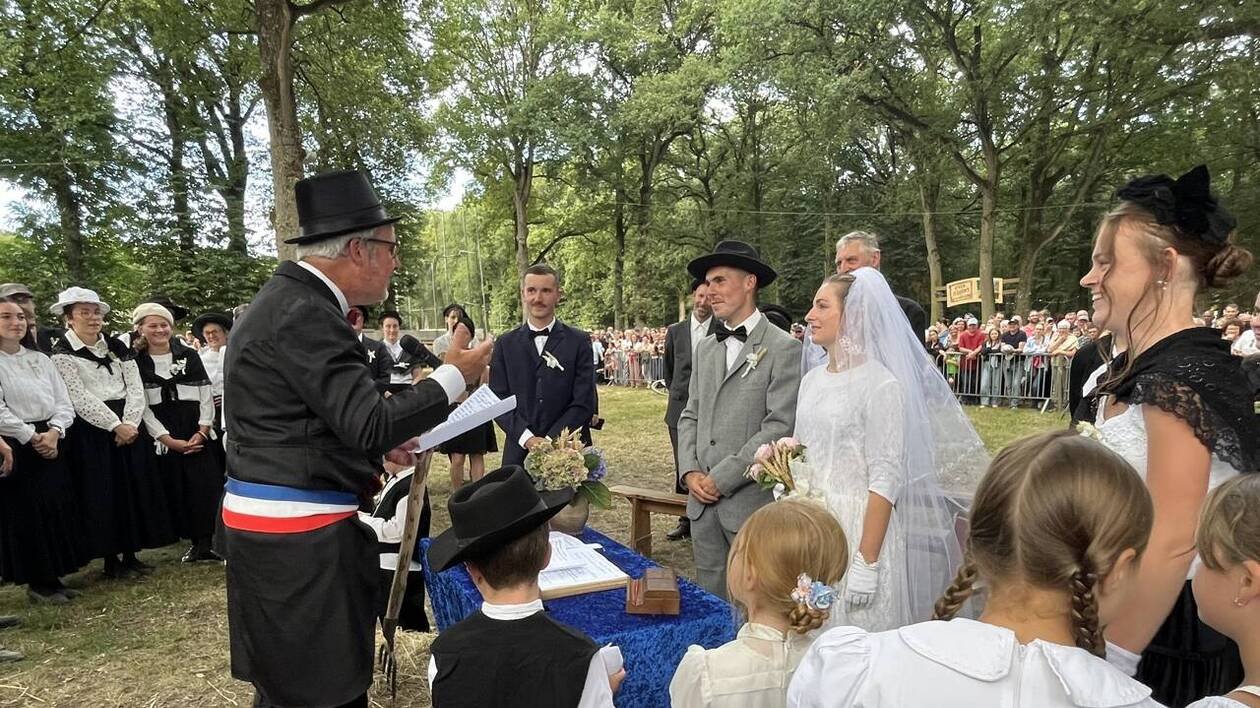 Dans les Côtes-d’Armor, des noces d’antan lancent les 50 ans du Festival des battages