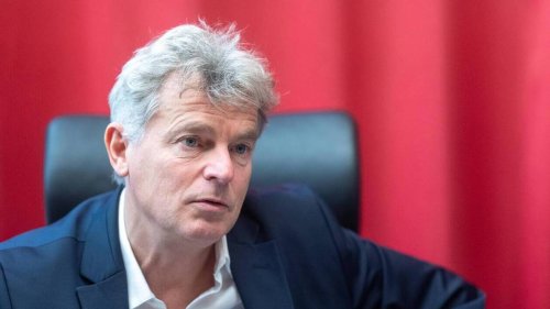 « La gauche ne gagnera pas avec Jean-Luc Mélenchon », tacle Fabien Roussel