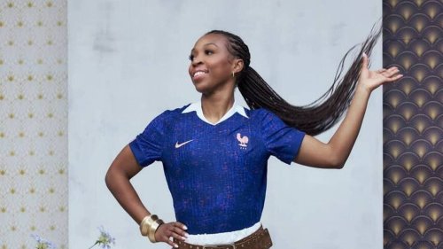 Euro féminin 2025. Teintes de rose et de « champagne »... Les maillots des Bleues dévoilés