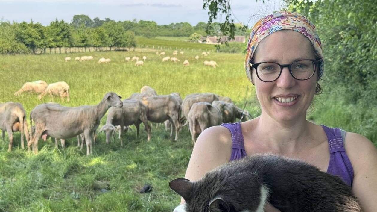 Avec leurs brebis, ils produisent des fromages et yaourts 100 % bio et made in Sarthe