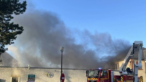 EN IMAGES. Un incendie s’est déclaré au stand de tir de l’AGD à Saint-Arnoult, 50 pompiers mobilisés