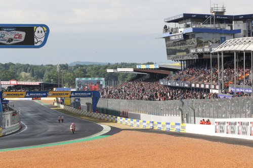 MotoGP Terrible agression sur le G.P de France, un homme sauvagement roué de coups - Le Mag Sport Auto
