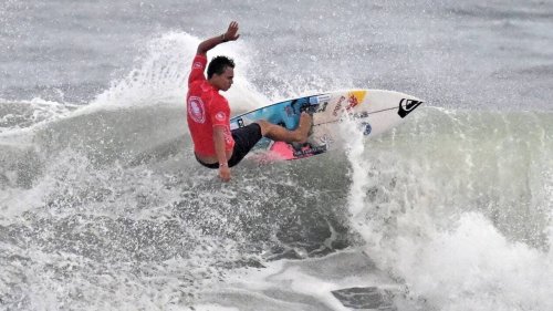 Mondiaux de surf. Kauli Vaast qualifié pour les JO de Paris, la France en argent par équipes